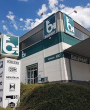 Eingang zum Fachmarkt an der Hafenstraße