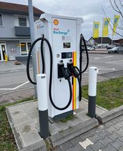 Shell Recharge Charging Station Bild 2
