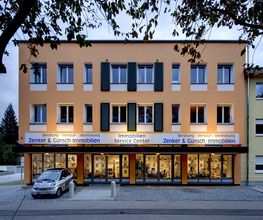 Geschäftshaus Dachau, Wärmedämmverbundsystem und Fassadenanstrich