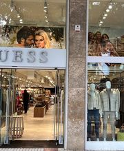 GUESS imagen 2