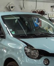 Renault Garage Charlemagne Agent image 11