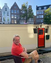 Martini Houseboat Amsterdam afbeelding 1