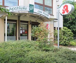 Aussenansicht der Apotheke am Park