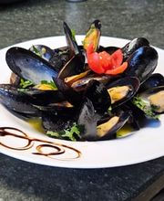 Buffet Stalden Lombardo Bild 3