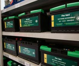 Explorez notre gamme de batteries auto fiables pour des départs sans souci.