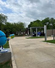 ClearWater Express Wash image 4