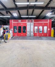 Crash Champions Collision Repair Mchenry image 8