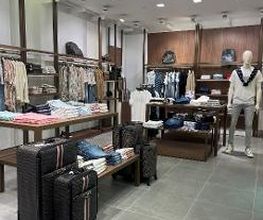 GUESS imagen 6