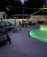 Eleanor Oaks RV Park image 7