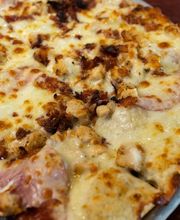 Boss' Pizza and Chicken Sports Bar Yankton image 18