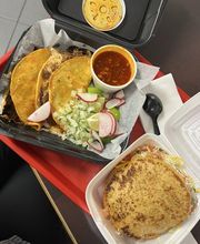 Checo's Taco Shop image 10