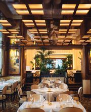 Hôtel Plaza Athénée, Paris