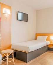 B&B HOTEL Lens Musée du Louvre image 4