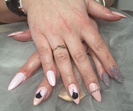 Au Doux Ongles image 8