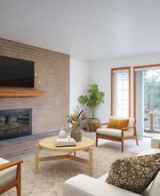 Murray Woods Apartments image 1