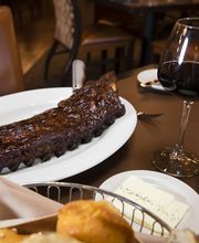 Louie's Steakhouse image 13