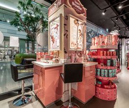 Douglas Berlin Spandau Arcaden Bild 2