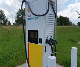 Shell Recharge Charging Station Bild 3