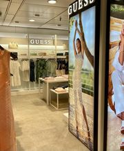 GUESS imagen 2