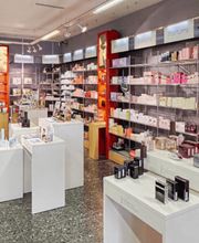 Büli Apotheke Parfumerie Bild 9