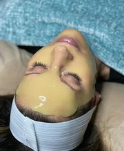 Renew Salon and Spa image 17