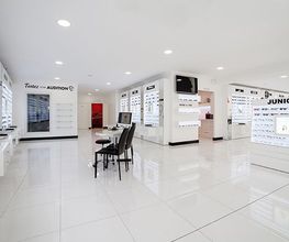Opticien ANTONY Optical Center image 4