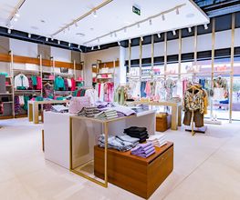 GUESS OUTLET BONAIRE imagen 4