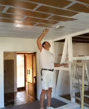 Holzdecke neu lackieren