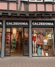 Calzedonia image 1