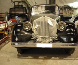 carrocerias-mena-vehiculo-de-epoca-negro.jpg
