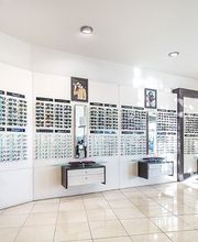 Opticien MEYLAN Optical Center image 4