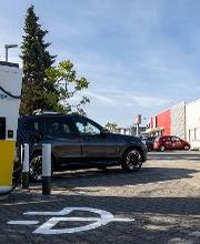 Shell Recharge Charging Station Bild 3