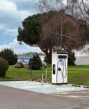 EVzen Station de recharge Norauto Pau Lescar