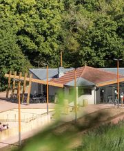 Delin Johnny image 2