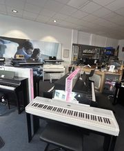 Unsere Yamaha Clavinova Ausstellung mit Stage Pianos und Zubehör