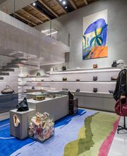 LOEWE Montenapoleone immagine 9