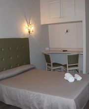 Hôtel Restaurant Martinez image 1