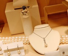 Widmann, Uhren-Schmuck-Optik e.K. Bild 7