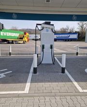 Shell Recharge Charging Station Bild 1
