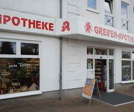 Aussenansicht der Greifen-Apotheke