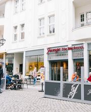 Junge Die Bäckerei. Bild 2