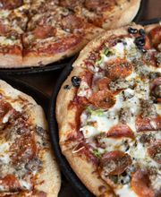 Green Mill Restaurant & Bar image 16