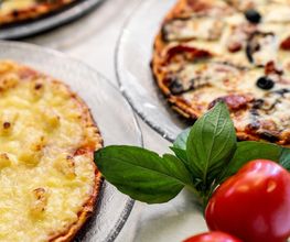 Royal Pizza image 3