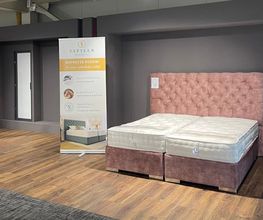 Sattler Boxspringbetten im Showroom von Showme Stores in Bad Säckingen