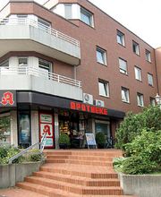 Aussenansicht der Apotheke am Schölzbach