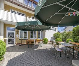 Gasthaus Pension Schoberth Inh. Hubert Riedel Bild 1