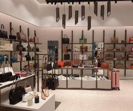 GUESS immagine 4
