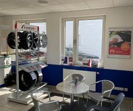 First Stop Reifen Auto Service Bild 4