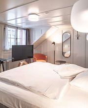 Boutique room