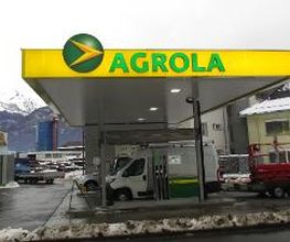 AGROLA Tankstelle in Meiringen überdacht - mit TopShop - Laden
